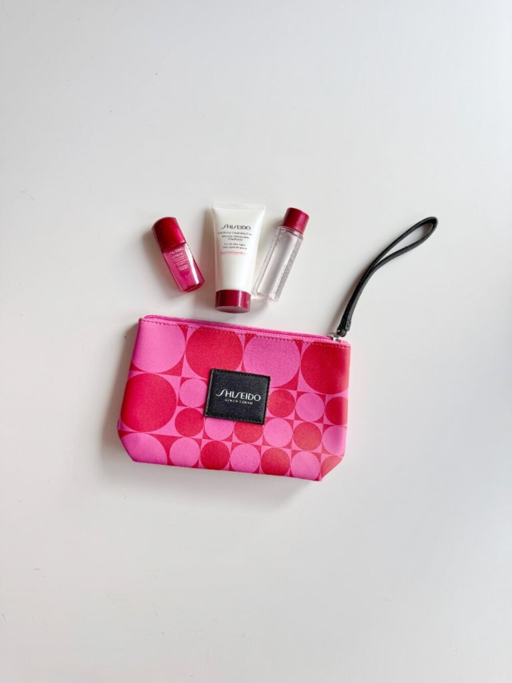 New SHISEIDO Pink Red PVC Toiletry Cosmetic Bag w/ Samples